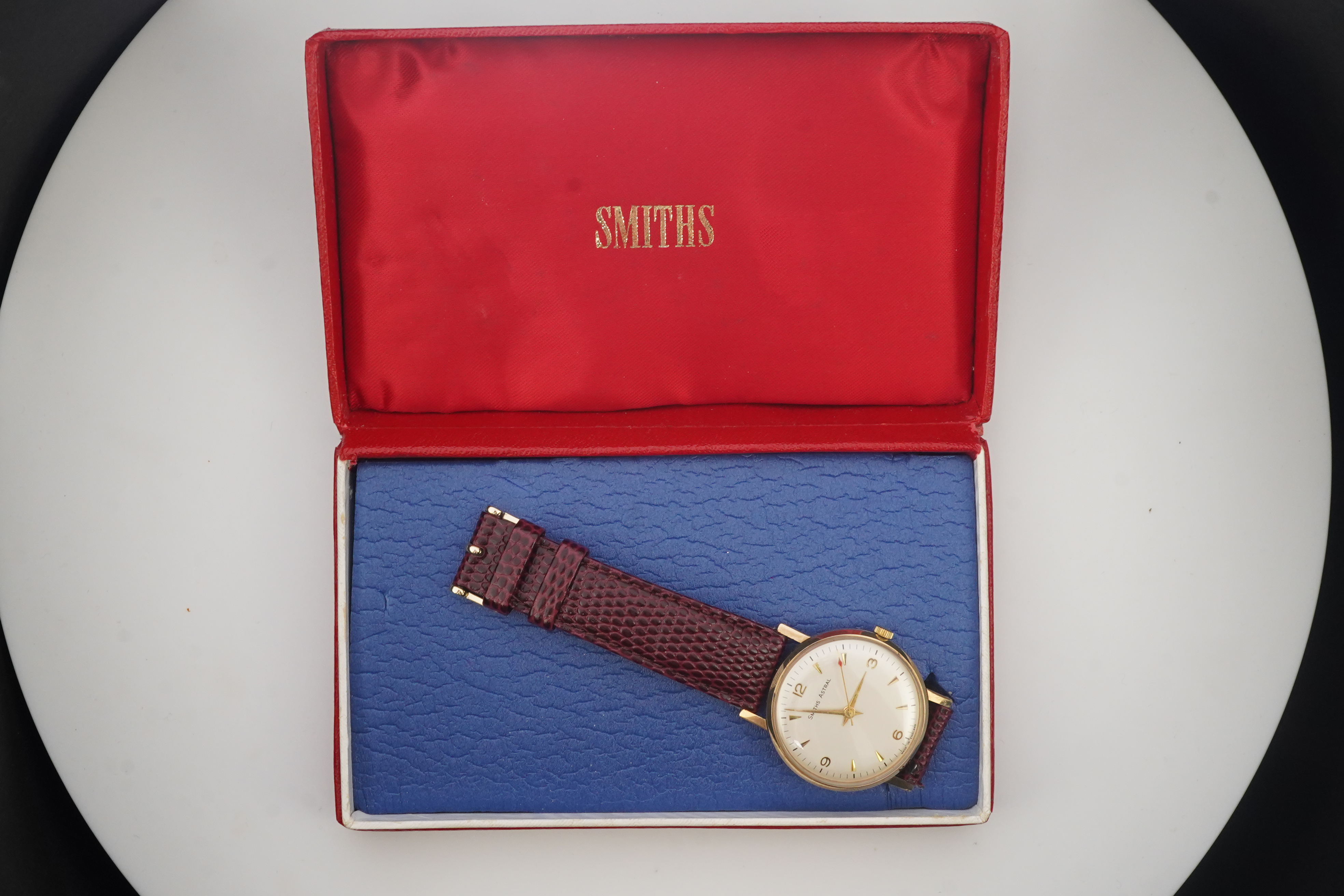 A gentleman's 1950's? 9ct gold Smiths Astral manual wind wrist watch, on a later associated Hirsch leather strap